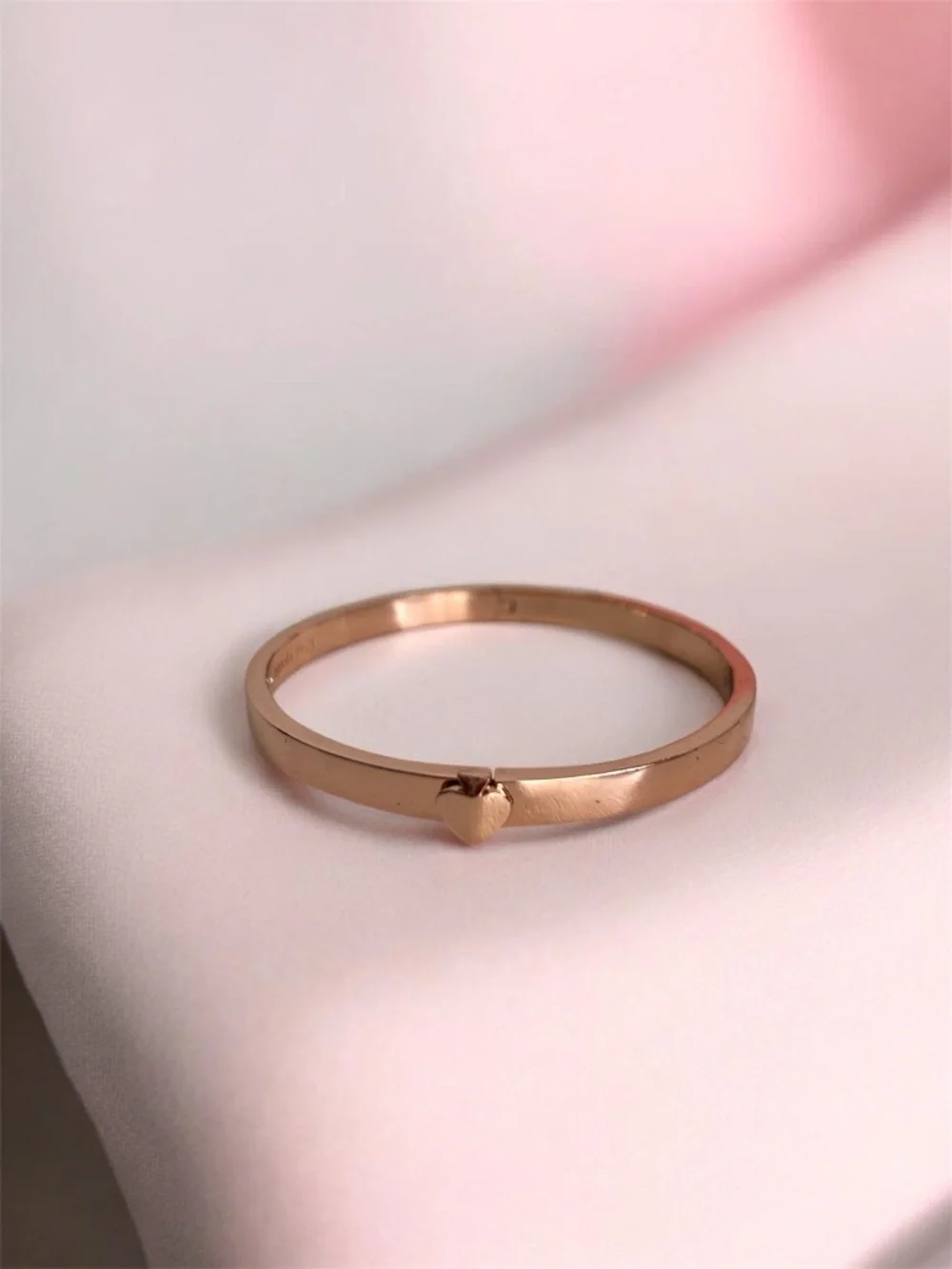 kate spade rose gold heart hinge bangle bracelet NWT - Picture 3 of 7